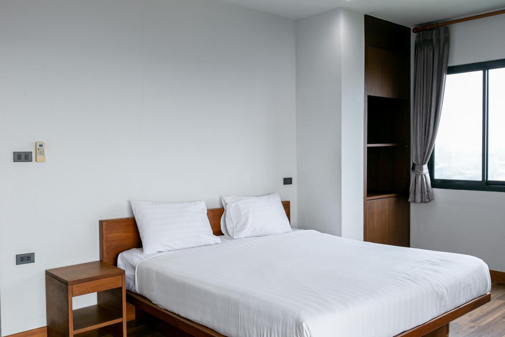Farthai Residence Phan Thong Dış mekan fotoğraf
