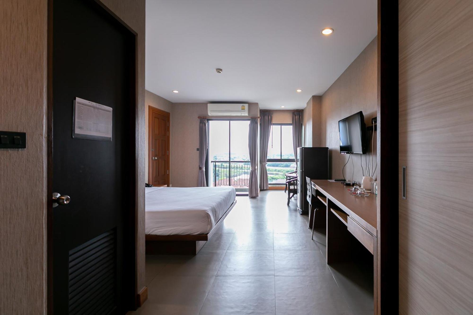 Farthai Residence Phan Thong Dış mekan fotoğraf