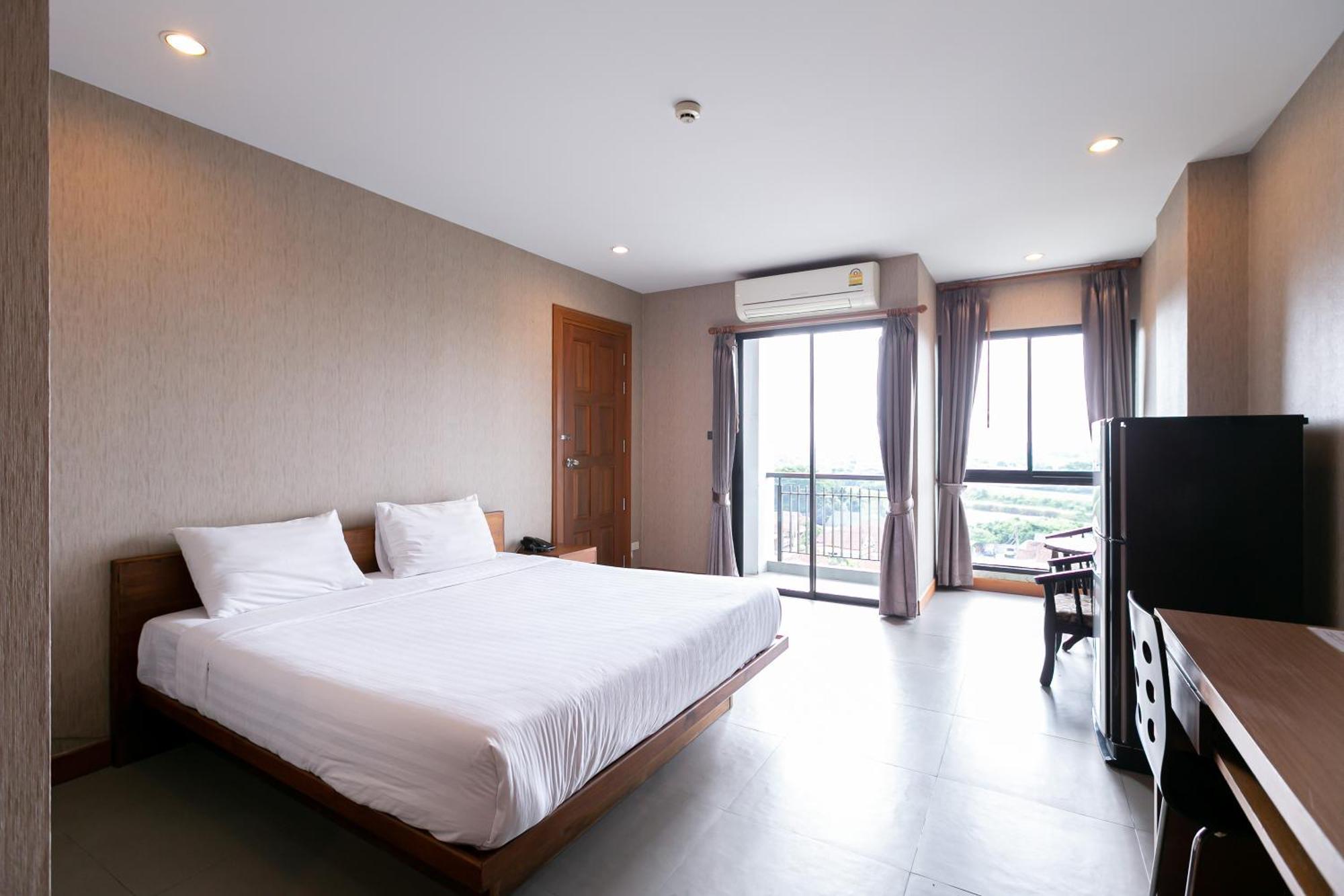 Farthai Residence Phan Thong Dış mekan fotoğraf