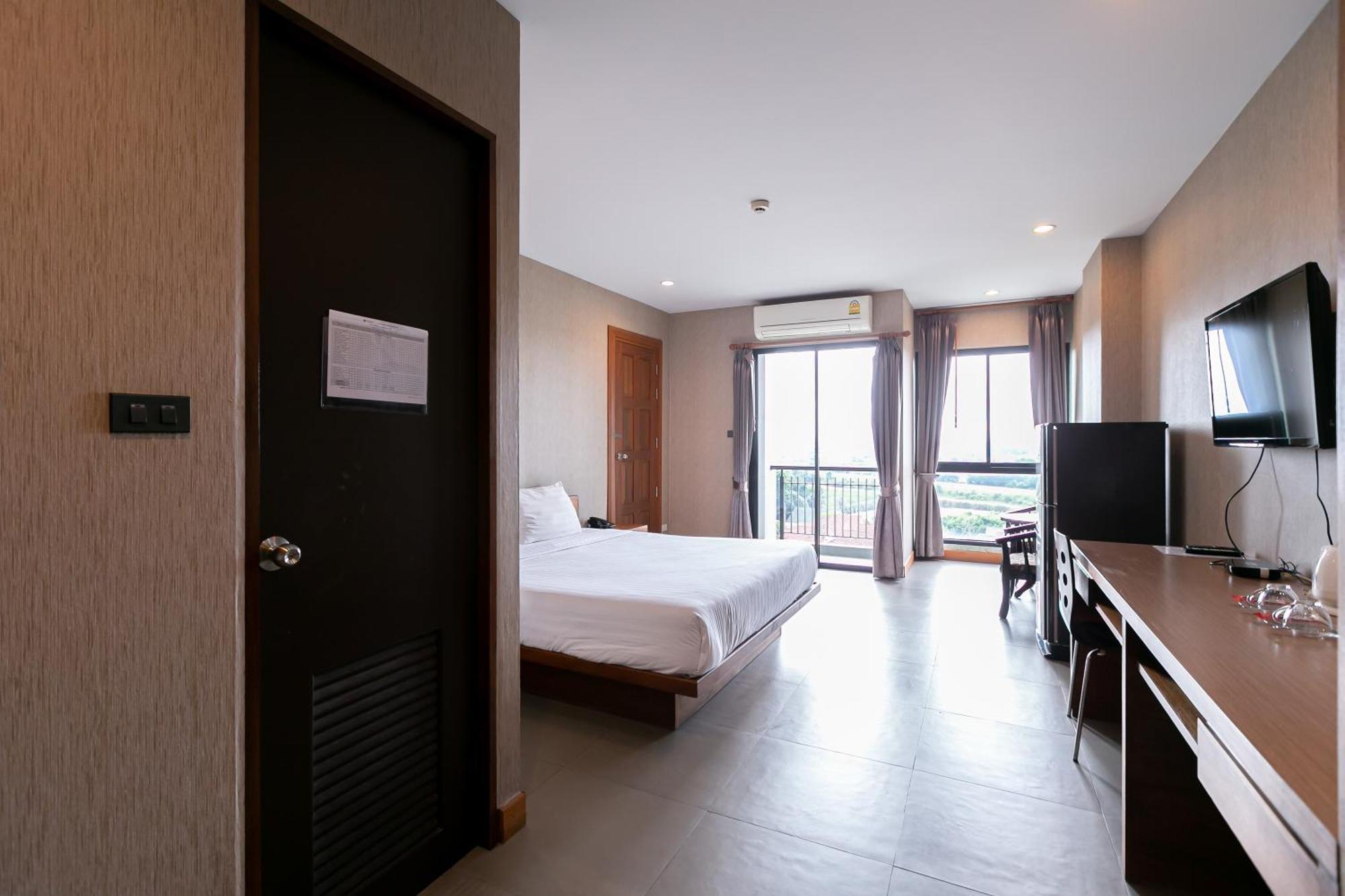 Farthai Residence Phan Thong Dış mekan fotoğraf