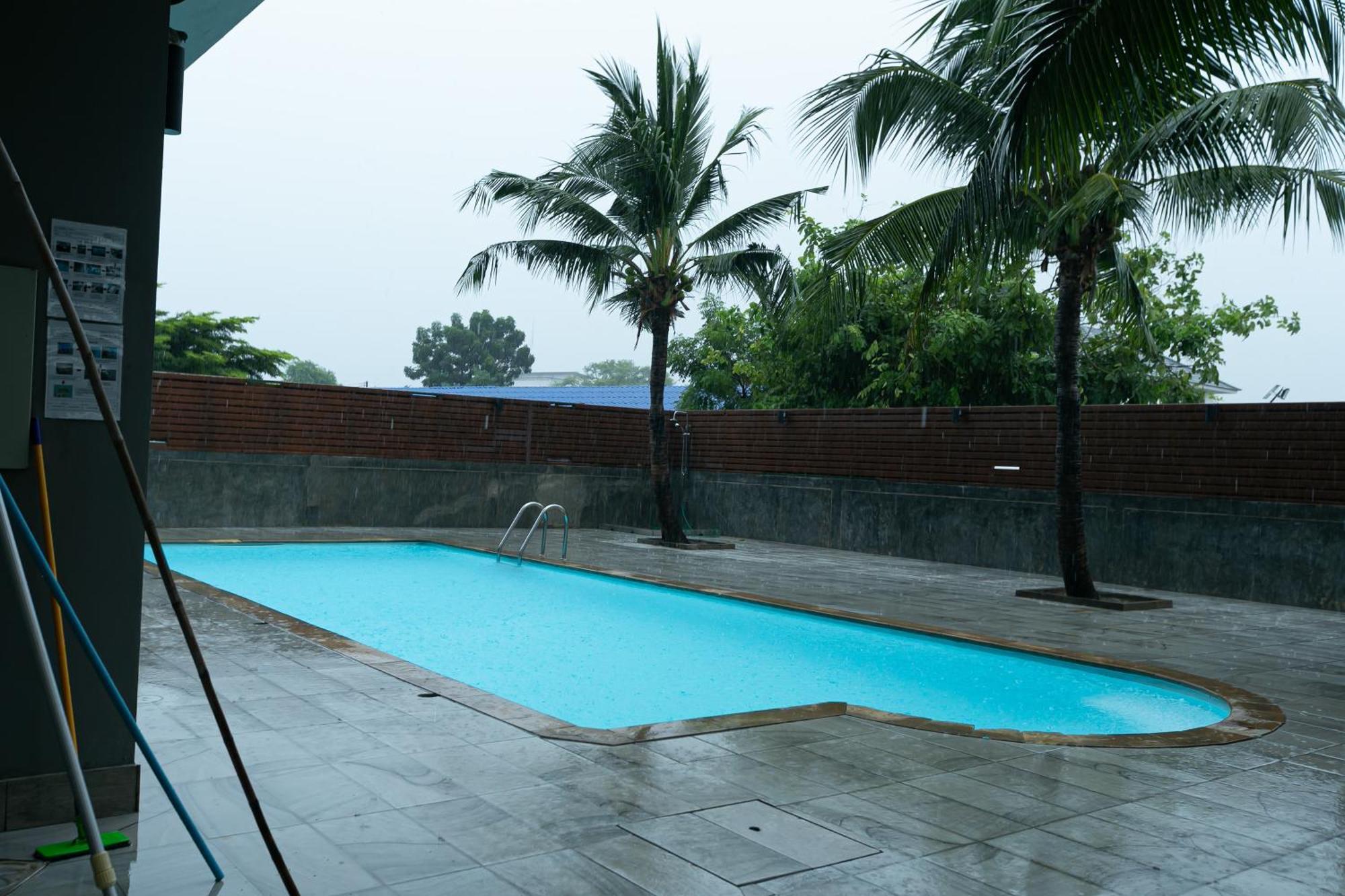 Farthai Residence Phan Thong Dış mekan fotoğraf
