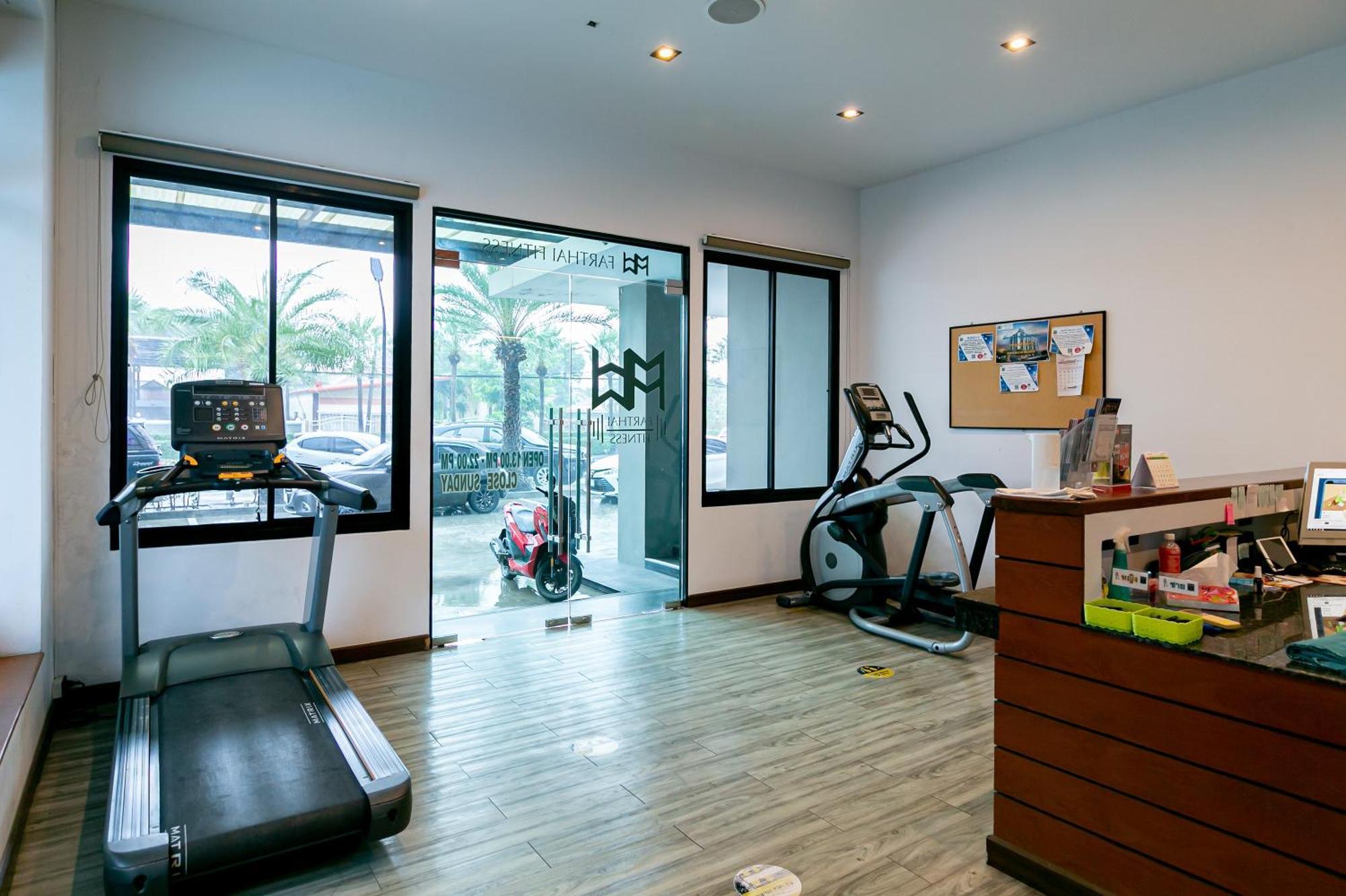 Farthai Residence Phan Thong Dış mekan fotoğraf