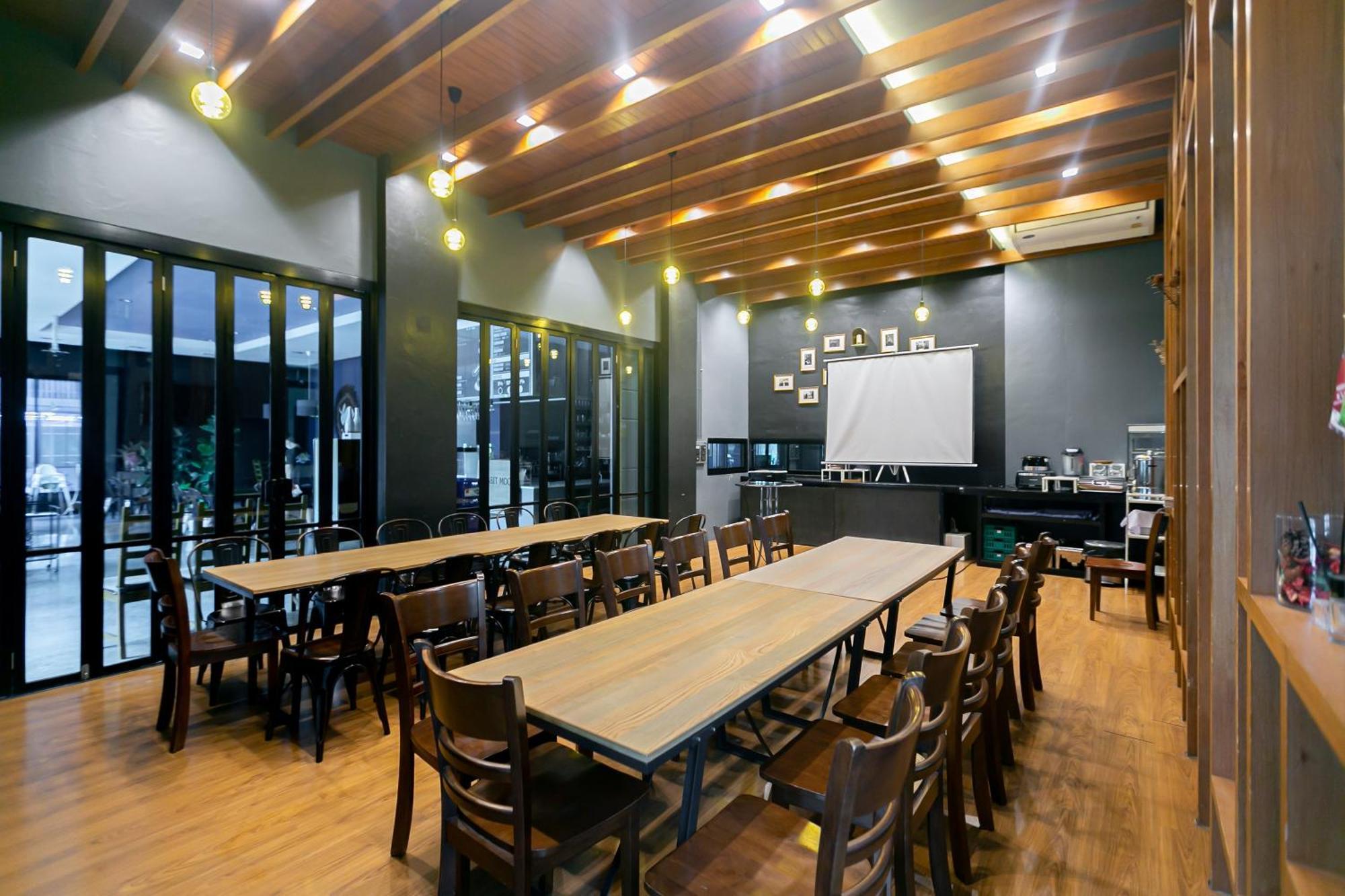 Farthai Residence Phan Thong Dış mekan fotoğraf