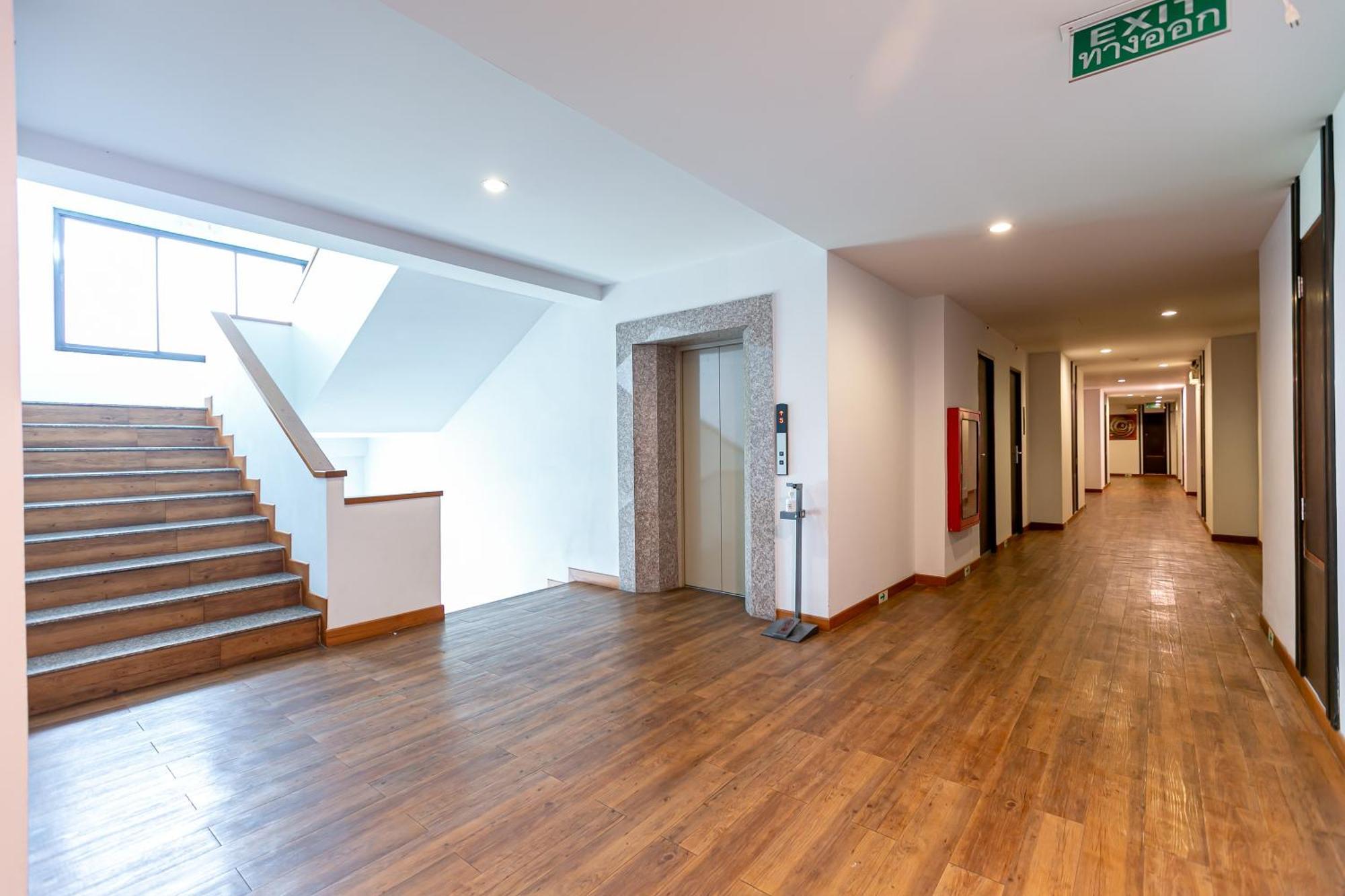 Farthai Residence Phan Thong Dış mekan fotoğraf