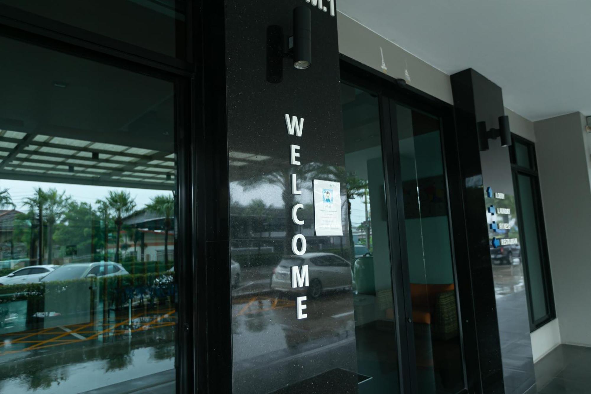 Farthai Residence Phan Thong Dış mekan fotoğraf