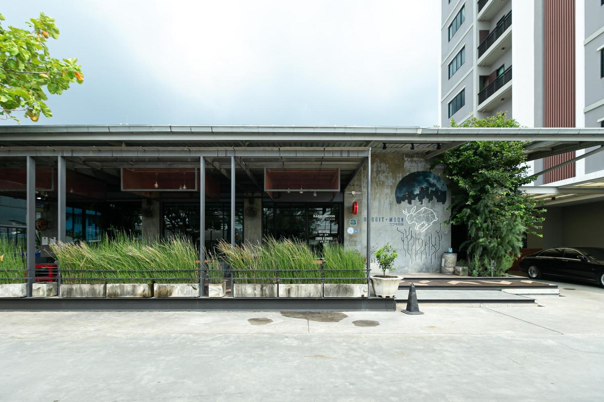 Farthai Residence Phan Thong Dış mekan fotoğraf