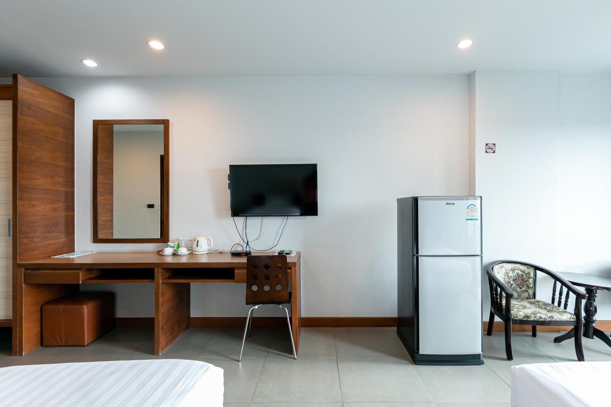Farthai Residence Phan Thong Dış mekan fotoğraf